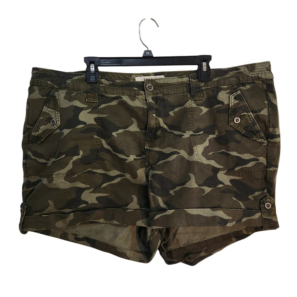 Torrid Womens 24 Military Shorts Camo Green Cotton Stretch Cuffed 10959523 NWT